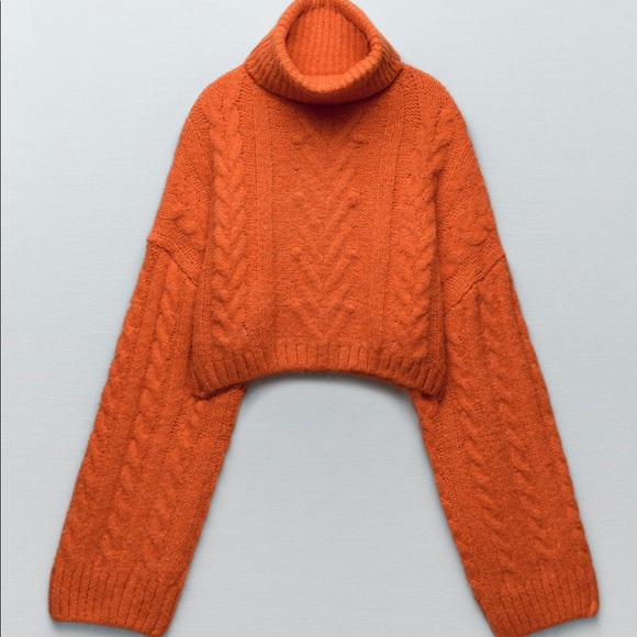 Zara Sweaters - Zara Cropped Cable Knit Sweater